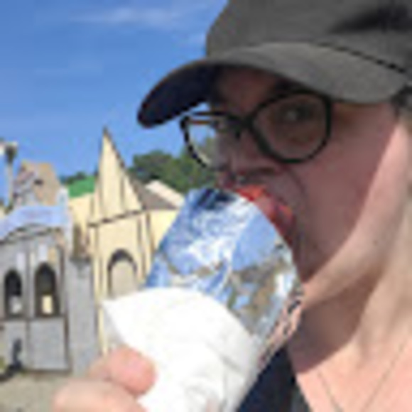 Meet your Posher, Elizabeth - Picture 1 of 1